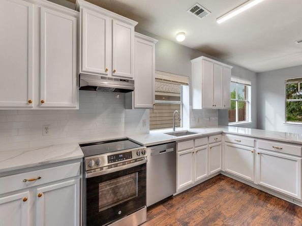1253  Sandpiper Drive , Aubrey Texas 76227