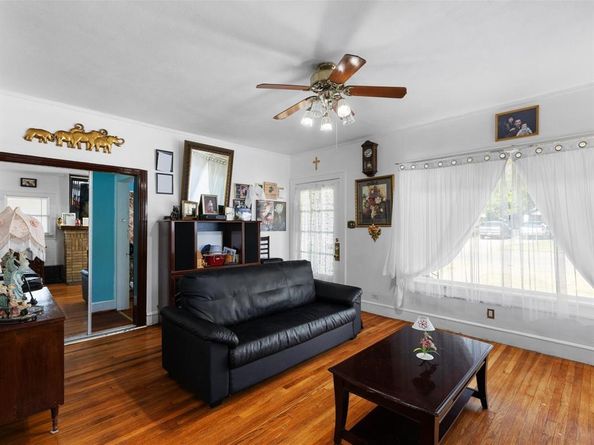1955  Francis Street , Fort Worth Texas 76164