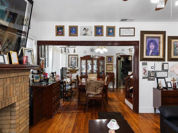 1955  Francis Street , Fort Worth Texas 76164