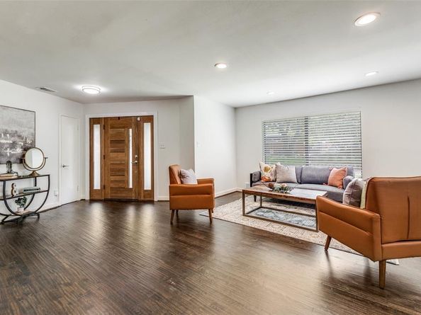 10857  Waterbridge Circle , Dallas Texas 75218