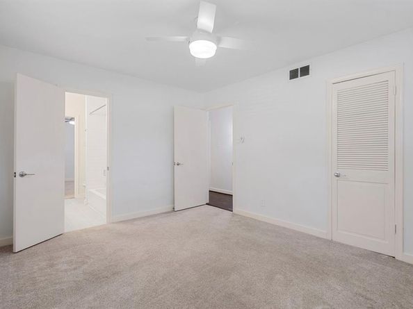 10857  Waterbridge Circle , Dallas Texas 75218