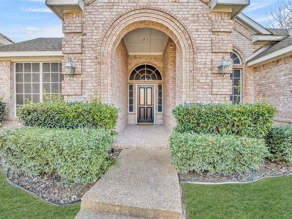 2406  Shorewood Court , Rowlett Texas 75088