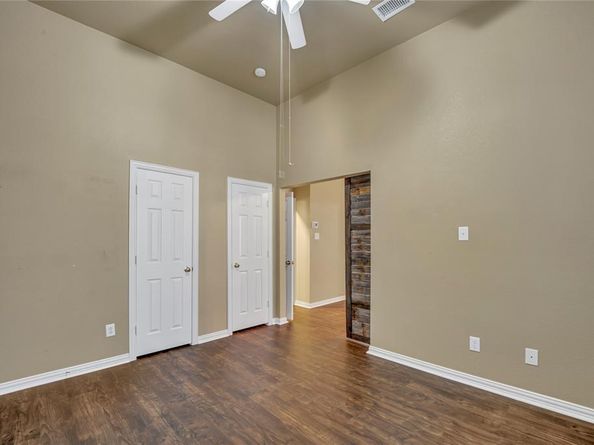 2406  Shorewood Court , Rowlett Texas 75088