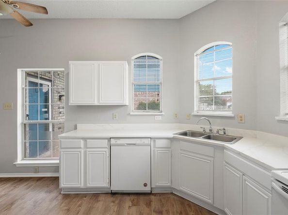 12705  Winter Park , Balch Springs Texas 75180