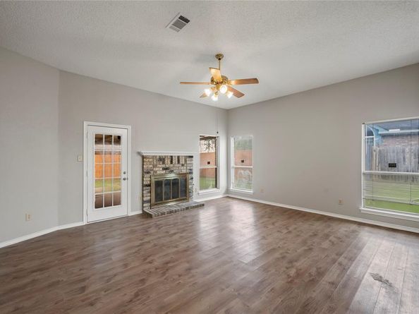 12705  Winter Park , Balch Springs Texas 75180