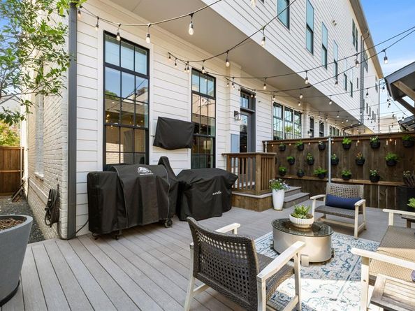2800  Wingate Street , Fort Worth Texas 76107