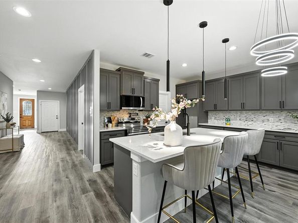 2939  Idaho Avenue , Dallas Texas 75216