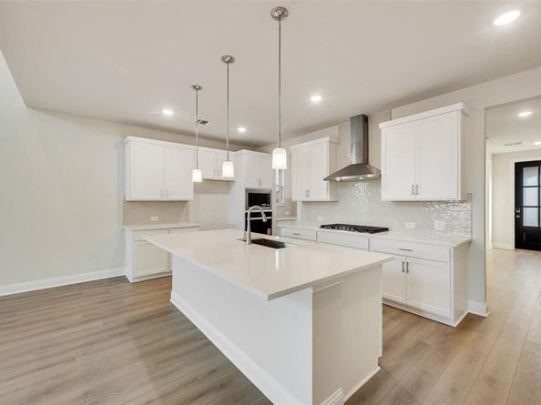 5711  Edward Drive , Celina Texas 76227