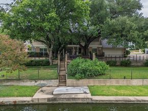 1404  Crowley Road , Arlington Texas 76012