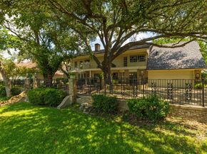 1404  Crowley Road , Arlington Texas 76012