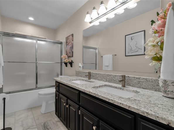 301  Onyx Drive , Oak Point Texas 75068