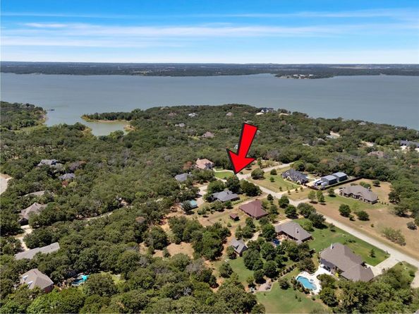 301  Onyx Drive , Oak Point Texas 75068