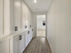 3855  Crest Cove Circle , Dallas Texas 75244