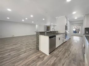 3855  Crest Cove Circle , Dallas Texas 75244