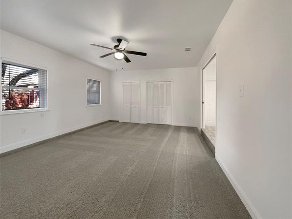 3855  Crest Cove Circle , Dallas Texas 75244