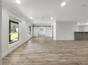 3855  Crest Cove Circle , Dallas Texas 75244