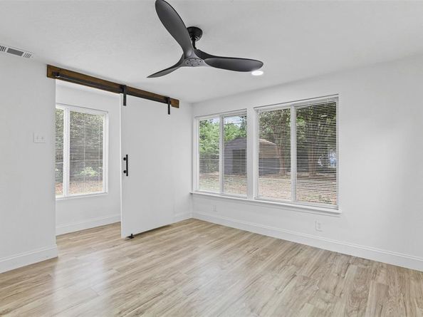 4637  Ivanhoe Drive , Fort Worth Texas 76132
