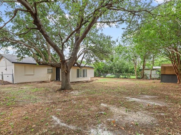 4637  Ivanhoe Drive , Fort Worth Texas 76132