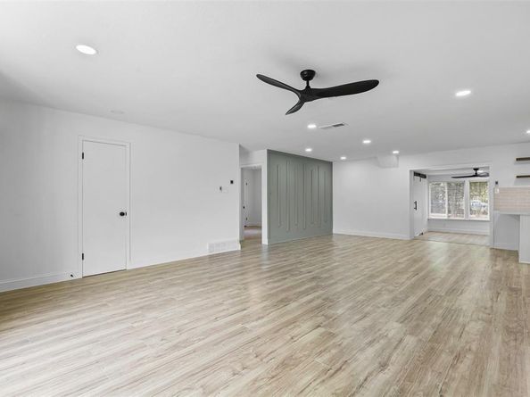 4637  Ivanhoe Drive , Fort Worth Texas 76132