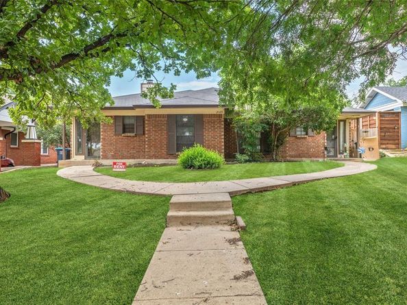 2123  Mistletoe Avenue  A, Fort Worth Texas 76110