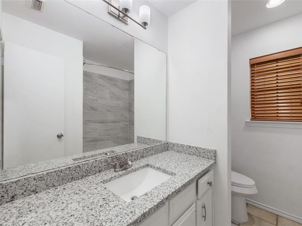 2123  Mistletoe Avenue  A, Fort Worth Texas 76110