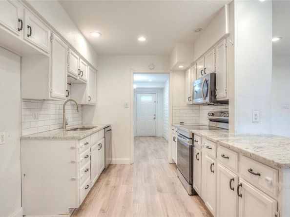 2305  Nottingham Drive , Garland Texas 75041