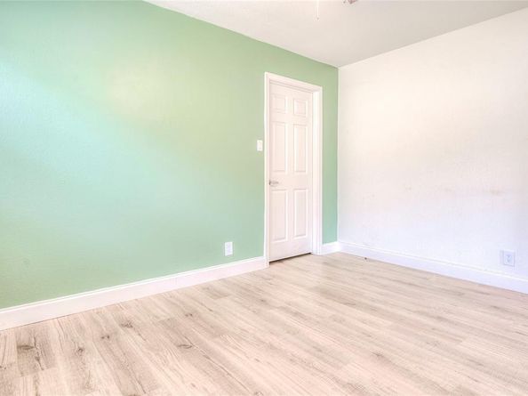 2305  Nottingham Drive , Garland Texas 75041
