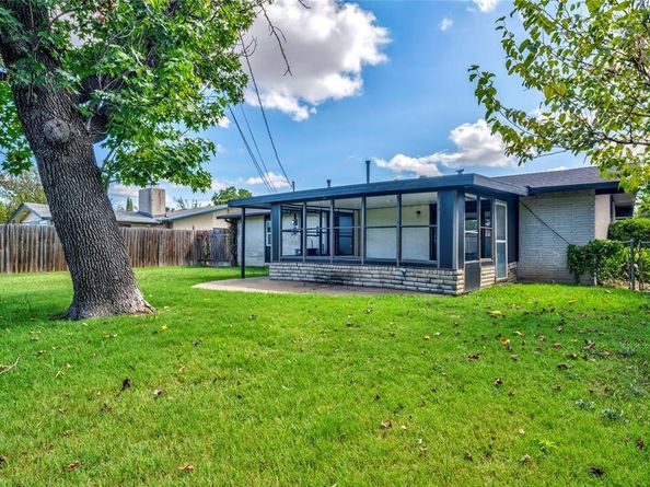 2305  Nottingham Drive , Garland Texas 75041