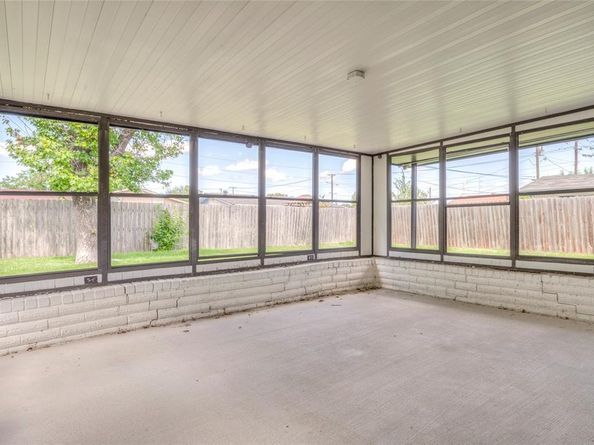 2305  Nottingham Drive , Garland Texas 75041
