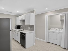 4806 W University Boulevard , Dallas Texas 75209
