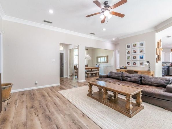 8  Waterwood Court , Mansfield Texas 76063