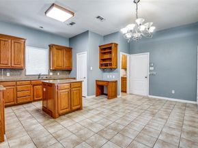 2852 S Lakeview Drive , Cedar Hill Texas 75104