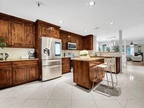 700  White Fields Way , Arlington Texas 76002