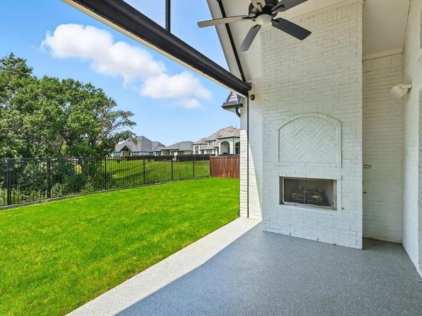 1812  Coopers Hawk Drive , Arlington Texas 76005