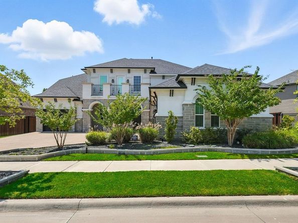 1812  Coopers Hawk Drive , Arlington Texas 76005