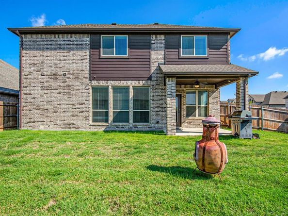 8801  Conroe Drive , Denton Texas 76226