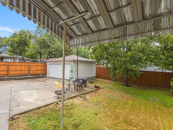 2319  Rexlawn Drive , Dallas Texas 75227