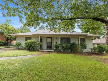 2319  Rexlawn Drive 