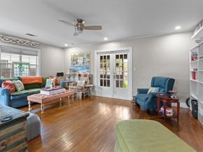 4413  Calmont Avenue , Fort Worth Texas 76107