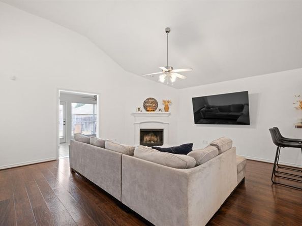 704  Poncho Lane , Fort Worth Texas 76052