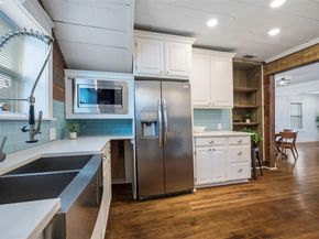 1013  Sherman Street , McKinney Texas 75069