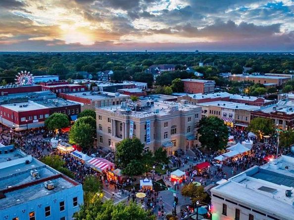 1013  Sherman Street , McKinney Texas 75069