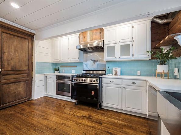 1013  Sherman Street , McKinney Texas 75069