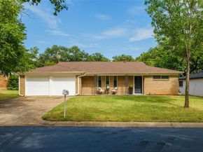 212  Belmont Street , Hurst Texas 76053