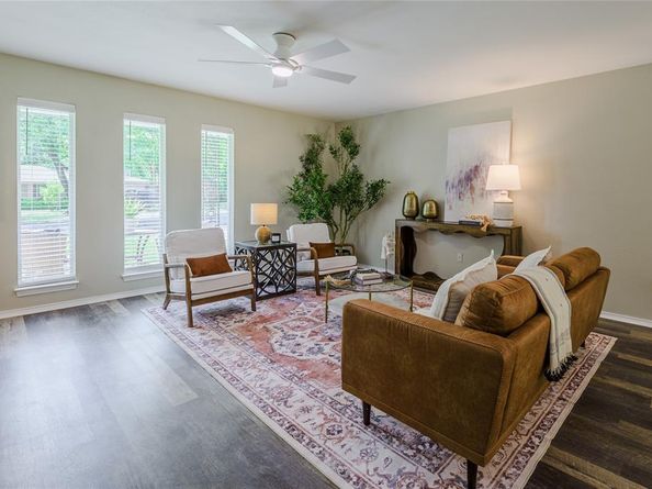 212  Belmont Street , Hurst Texas 76053