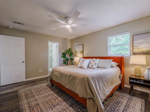 212  Belmont Street , Hurst Texas 76053