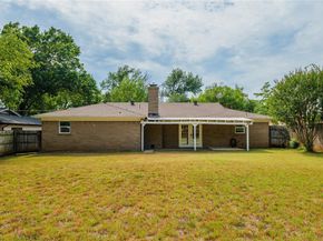212  Belmont Street , Hurst Texas 76053