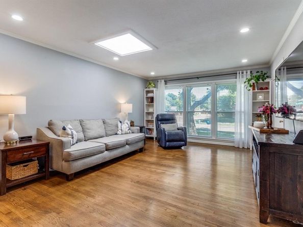 9027  Liptonshire Drive , Dallas Texas 75238