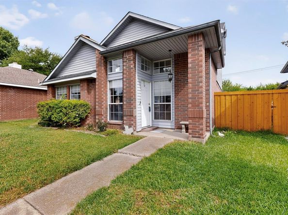 1445  Savannah Street , Mesquite Texas 75149