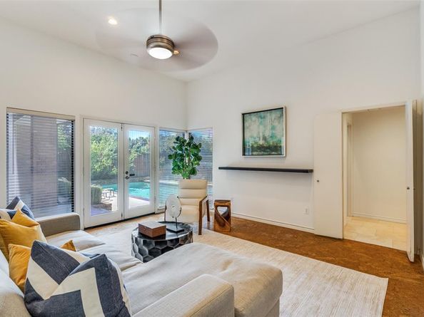 10661  Pagewood Drive , Dallas Texas 75230